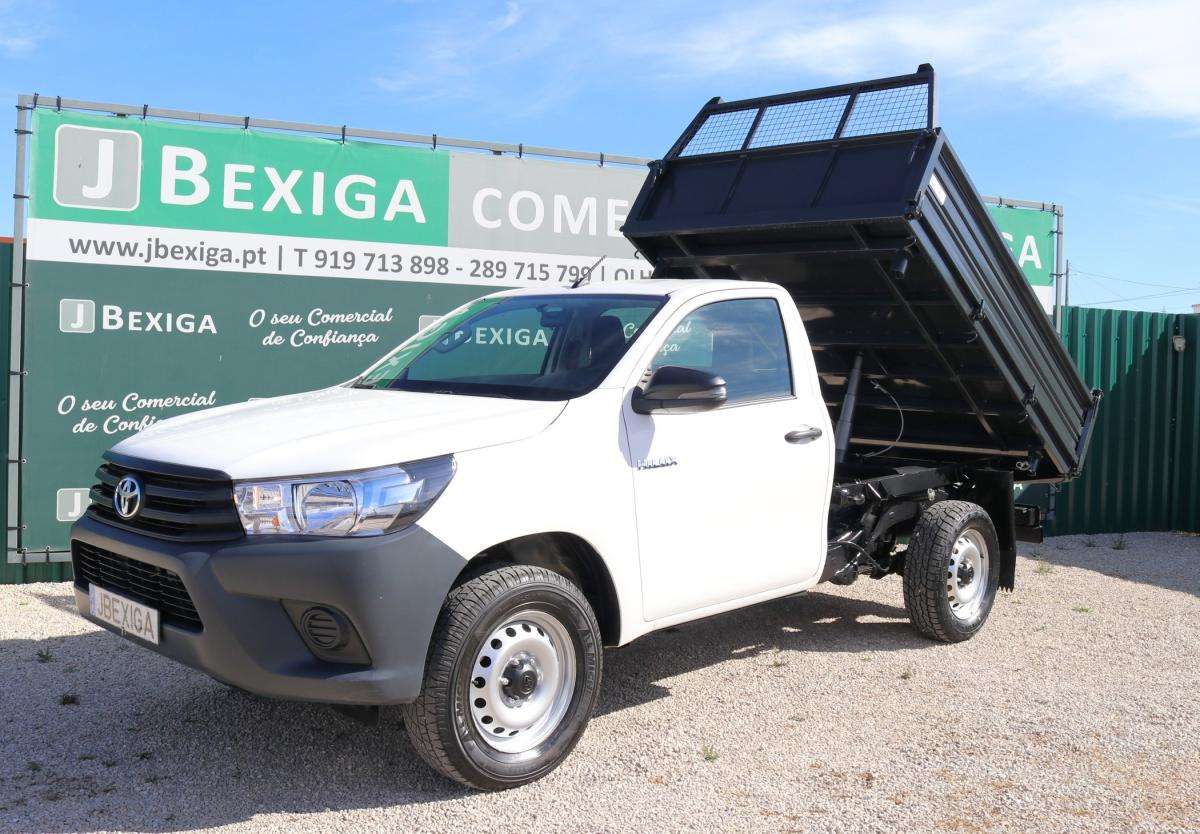 toyota-hilux-2022-diesel-2393cc