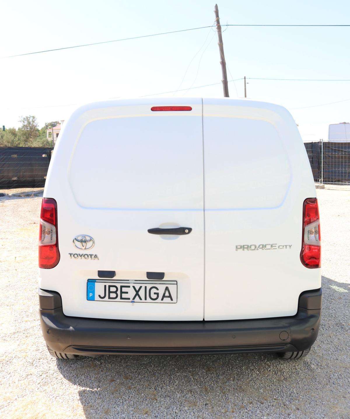 toyota-proace-2022-diesel-1499cc
