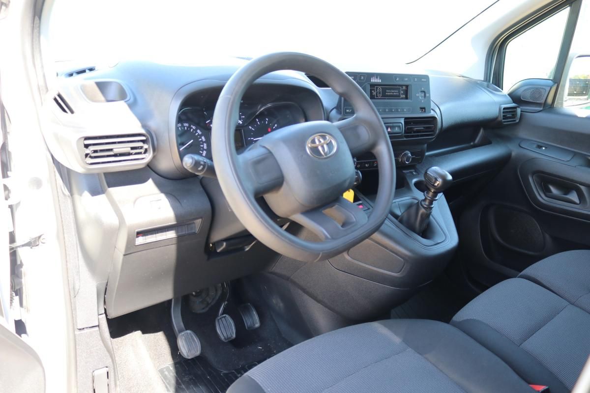 toyota-proace-2022-diesel-1499cc