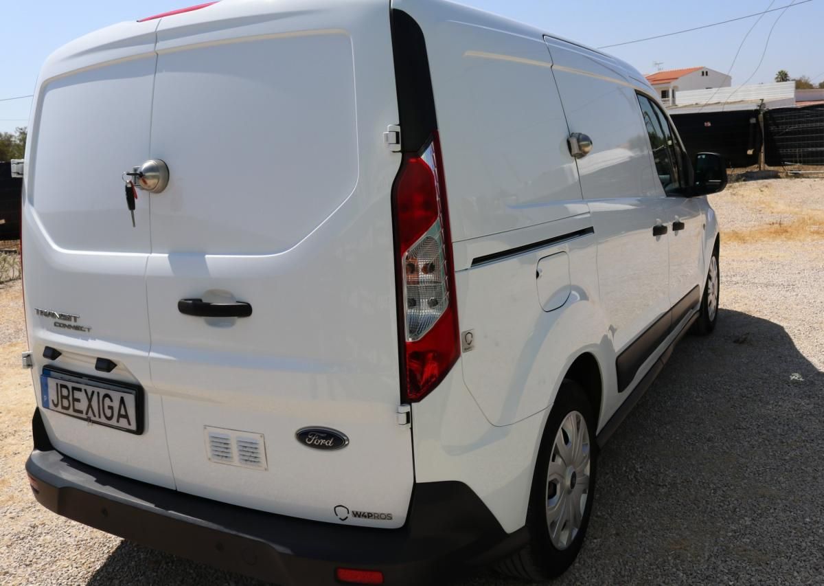 ford-transit-connect-2023-diesel-1499cc
