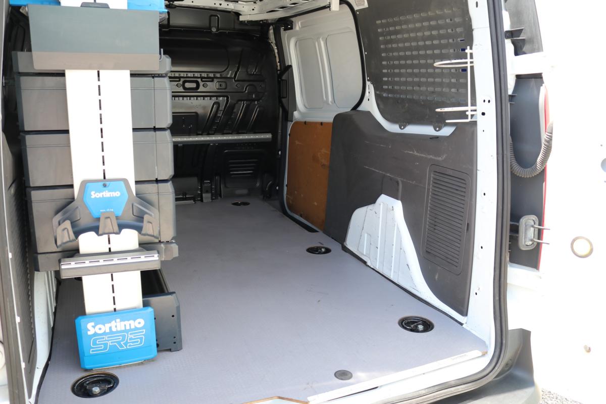 ford-transit-connect-2023-diesel-1499cc