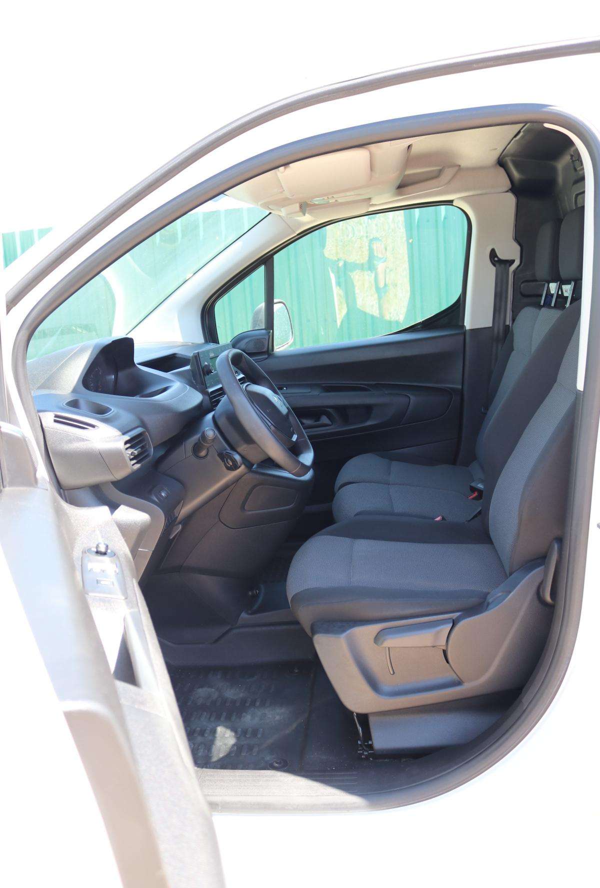 peugeot-partner-2019-diesel-1560cc