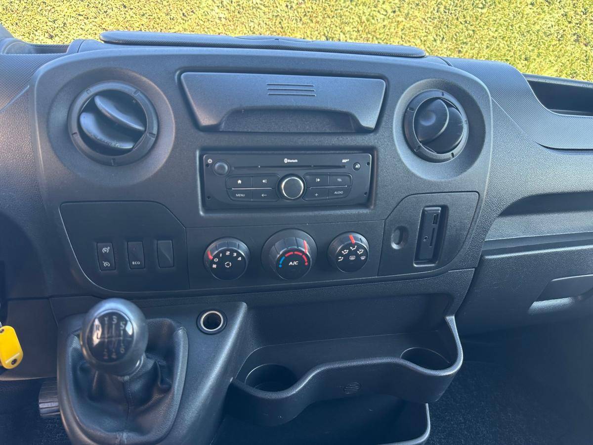 renault-master-2019-diesel-2299cc