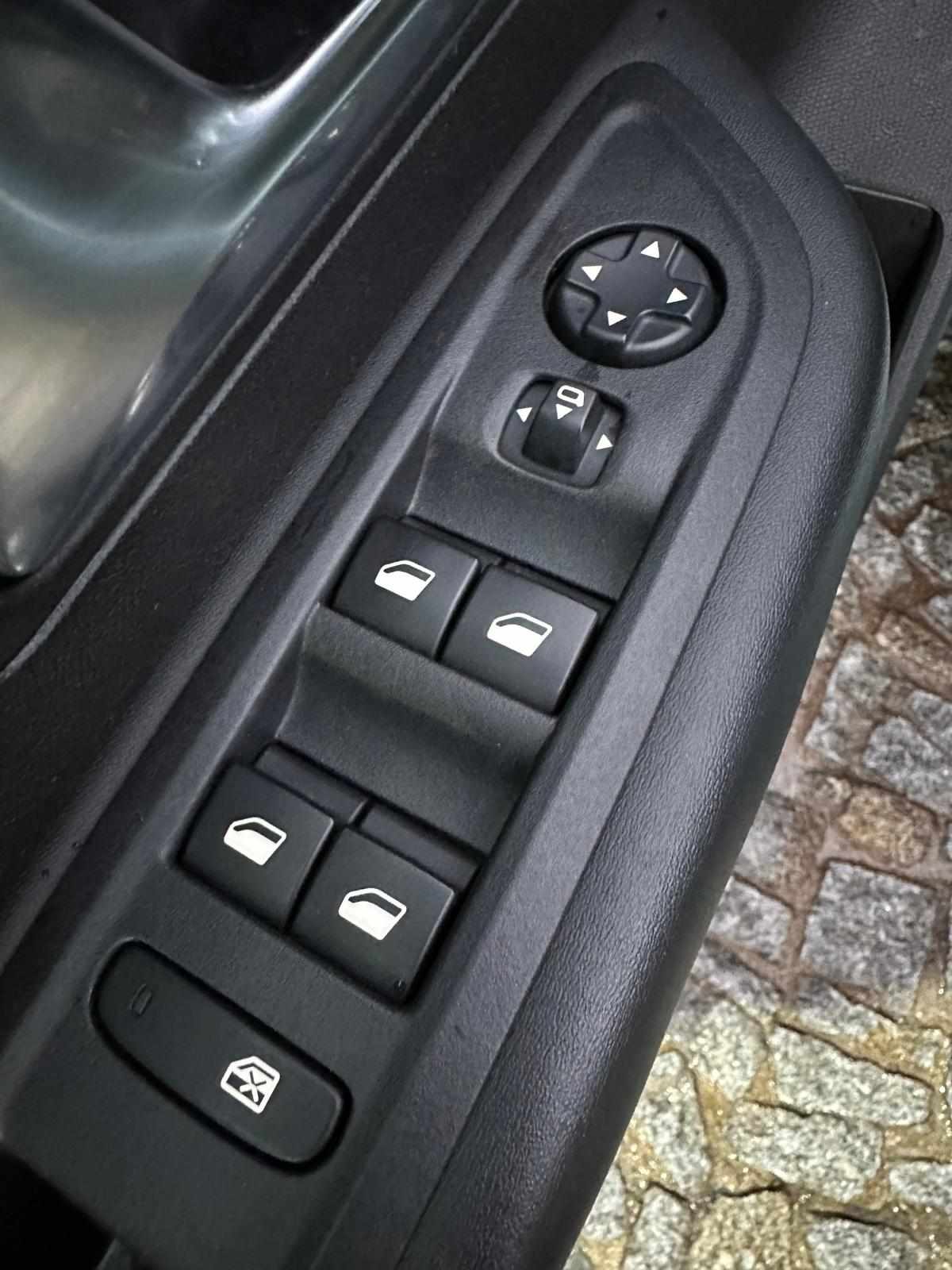 citroen-c4-2022-diesel-1499cc