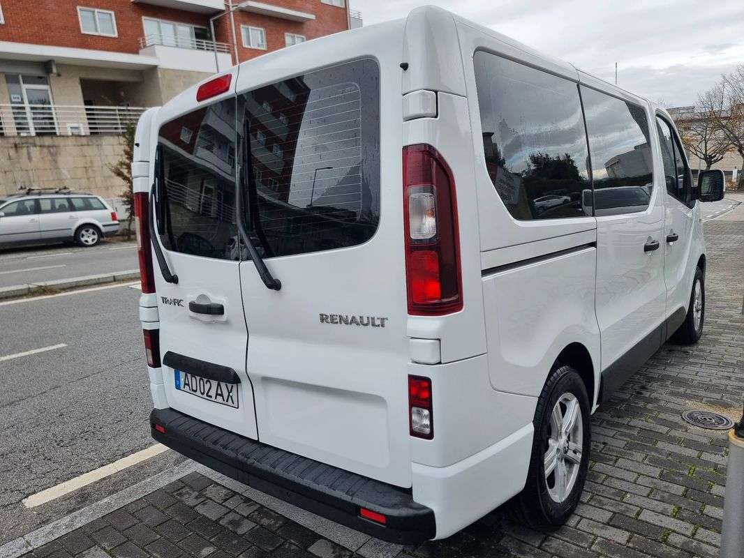 renault-trafic-2020-diesel-1997cc