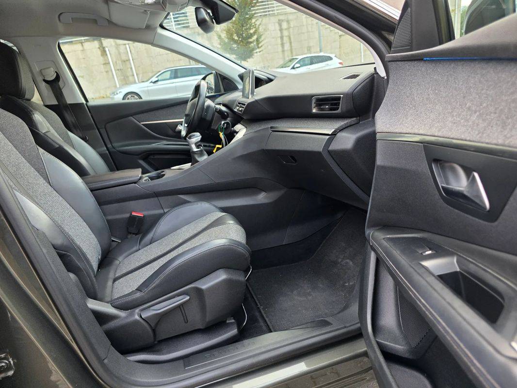 peugeot-3008-2016-diesel-1560cc