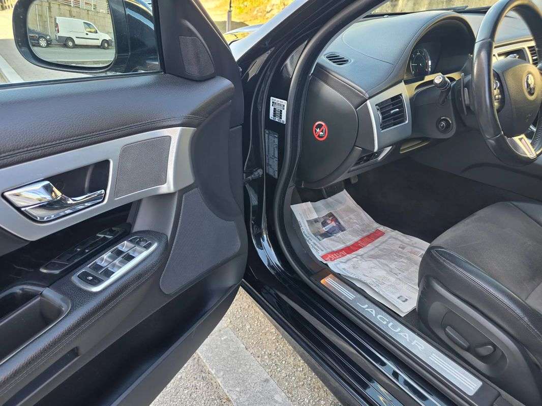jaguar-xf-sportbrake-2014-diesel-2179cc