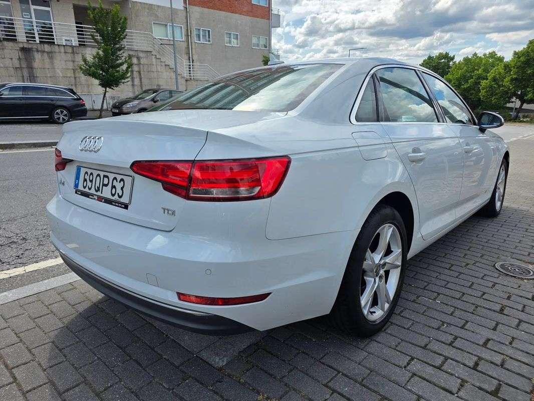 audi-a4-2015-diesel-1968cc