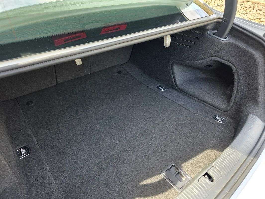 audi-a4-2015-diesel-1968cc