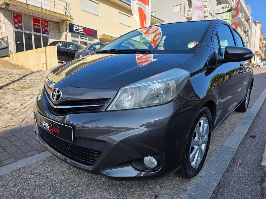 toyota-yaris-2012-gasolina-998cc