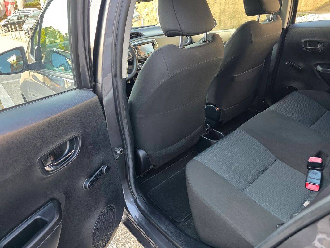 toyota-yaris-2012-gasolina-998cc