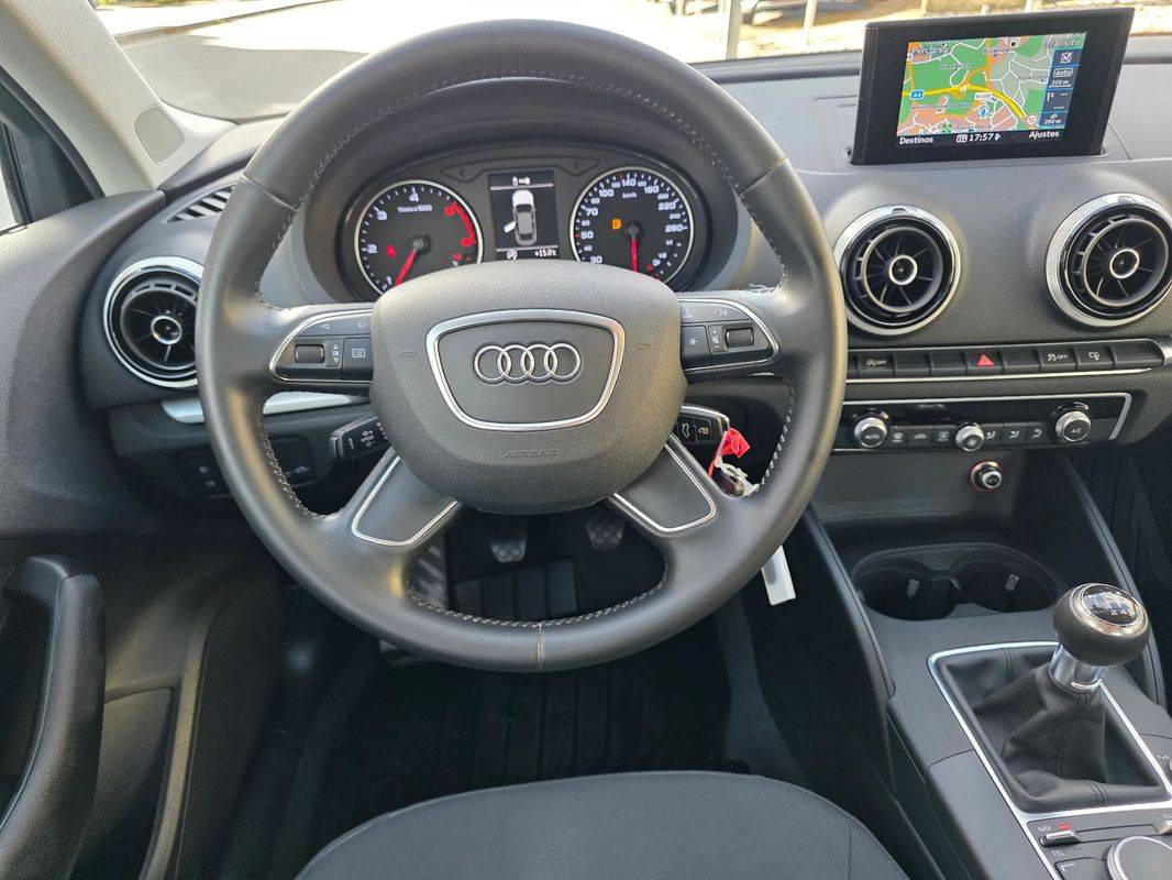 audi-a3-limousine-2015-diesel-1598cc