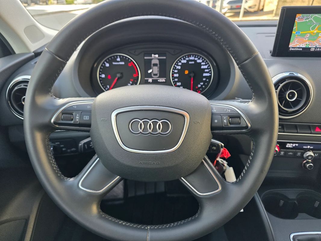 audi-a3-limousine-2015-diesel-1598cc