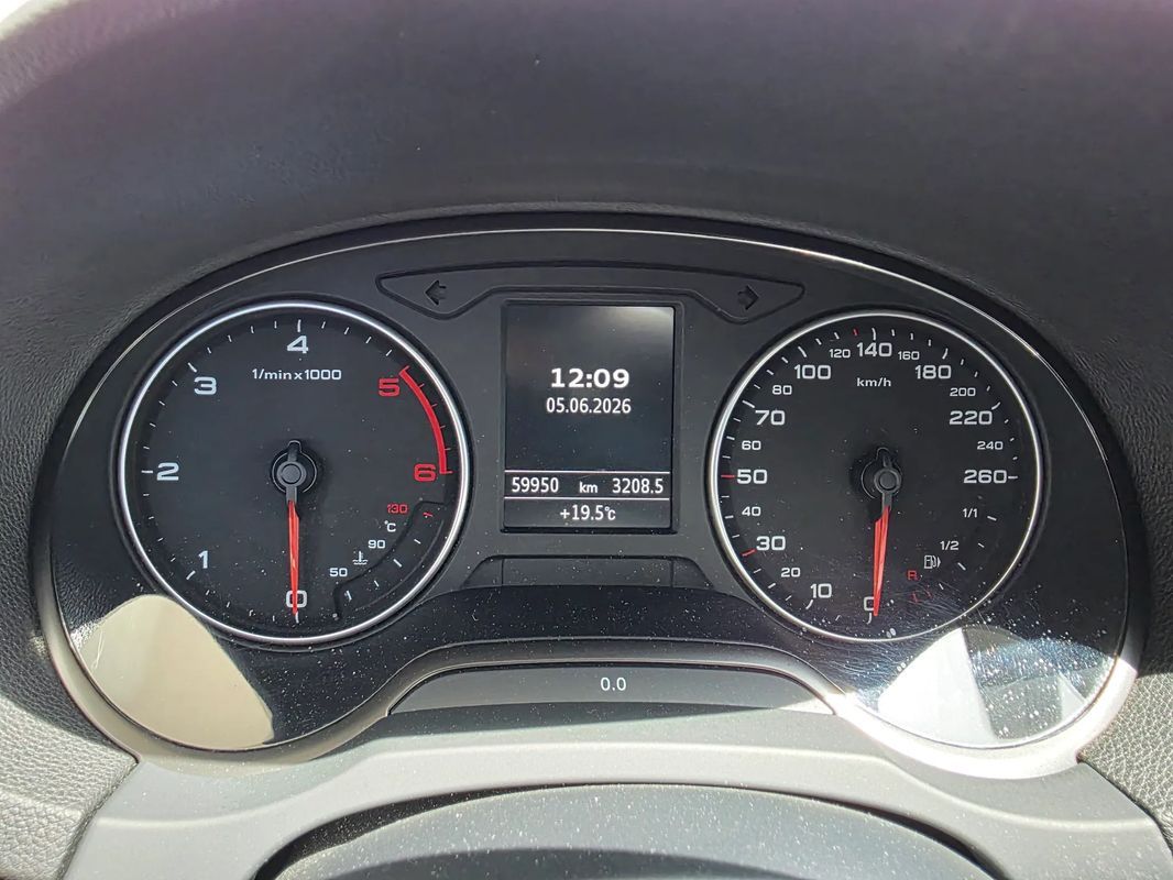 audi-a3-limousine-2015-diesel-1598cc