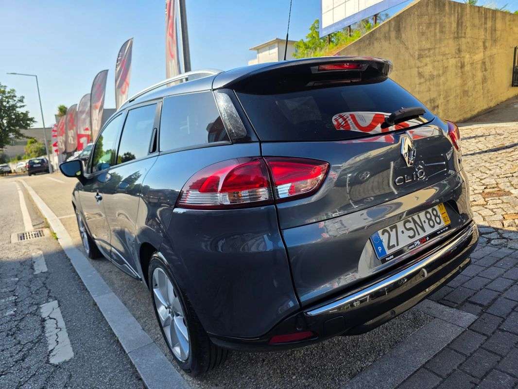 renault-clio-sport-tourer-2017-gasolina-898cc