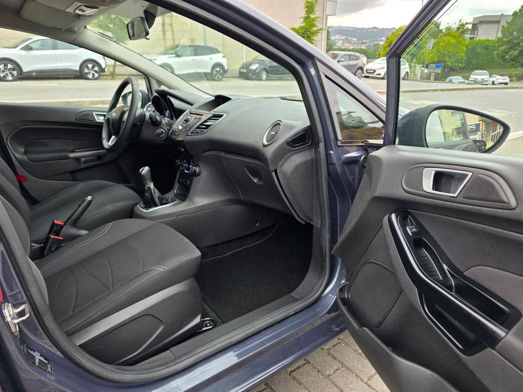 ford-fiesta-2014-gasolina-998cc