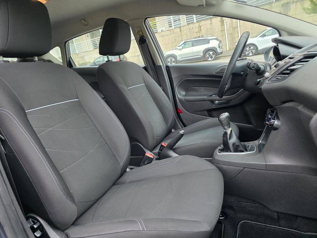 ford-fiesta-2014-gasolina-998cc