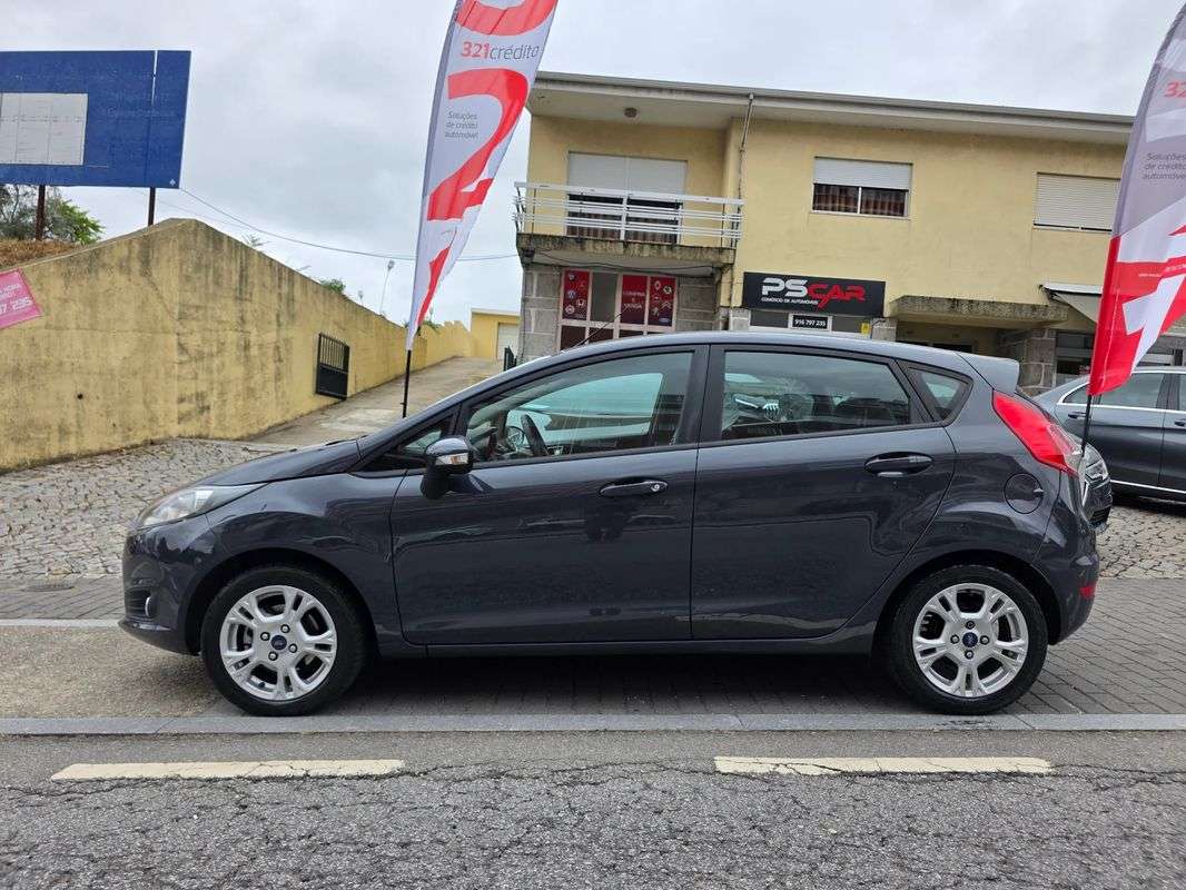 ford-fiesta-2014-gasolina-998cc