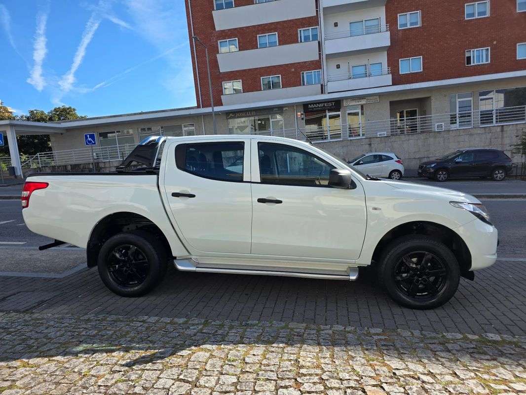 mitsubishi-l200-2019-diesel-2442cc
