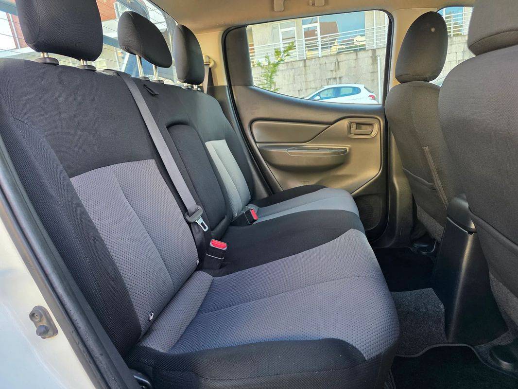 mitsubishi-l200-2019-diesel-2442cc