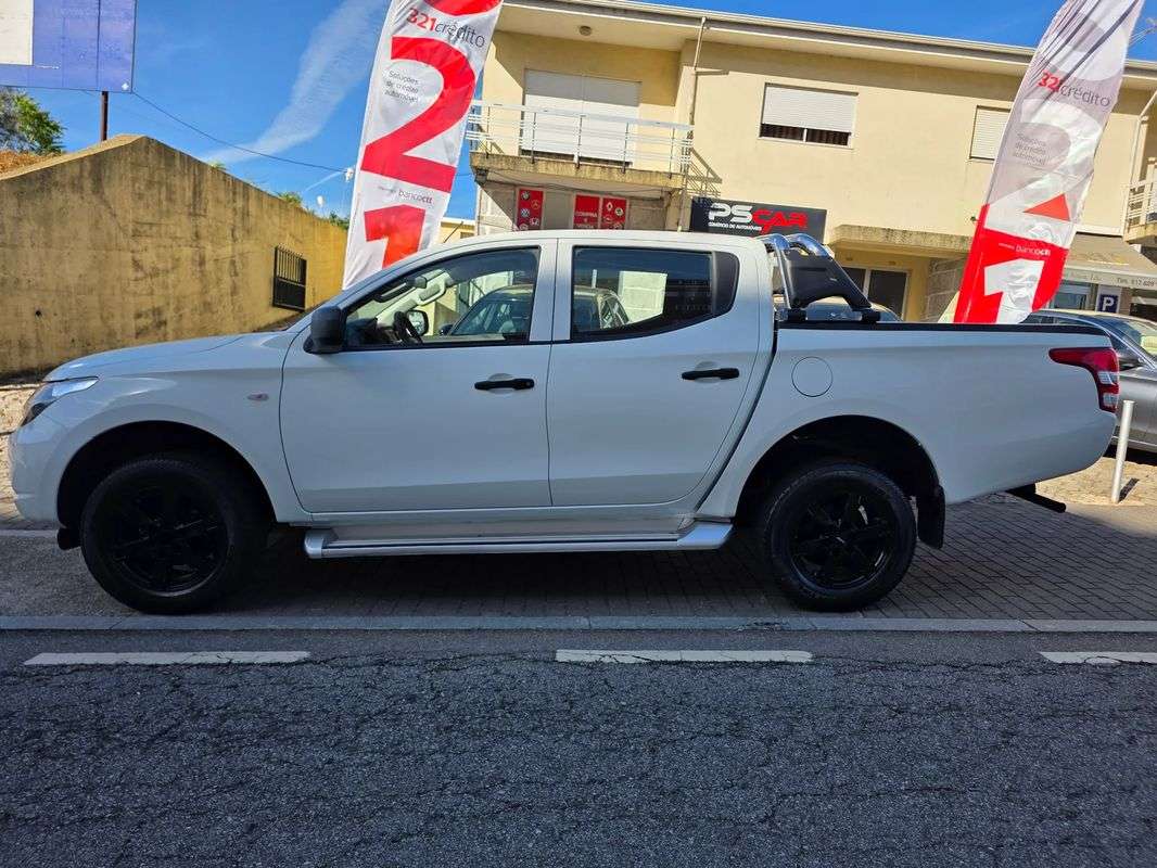 mitsubishi-l200-2019-diesel-2442cc