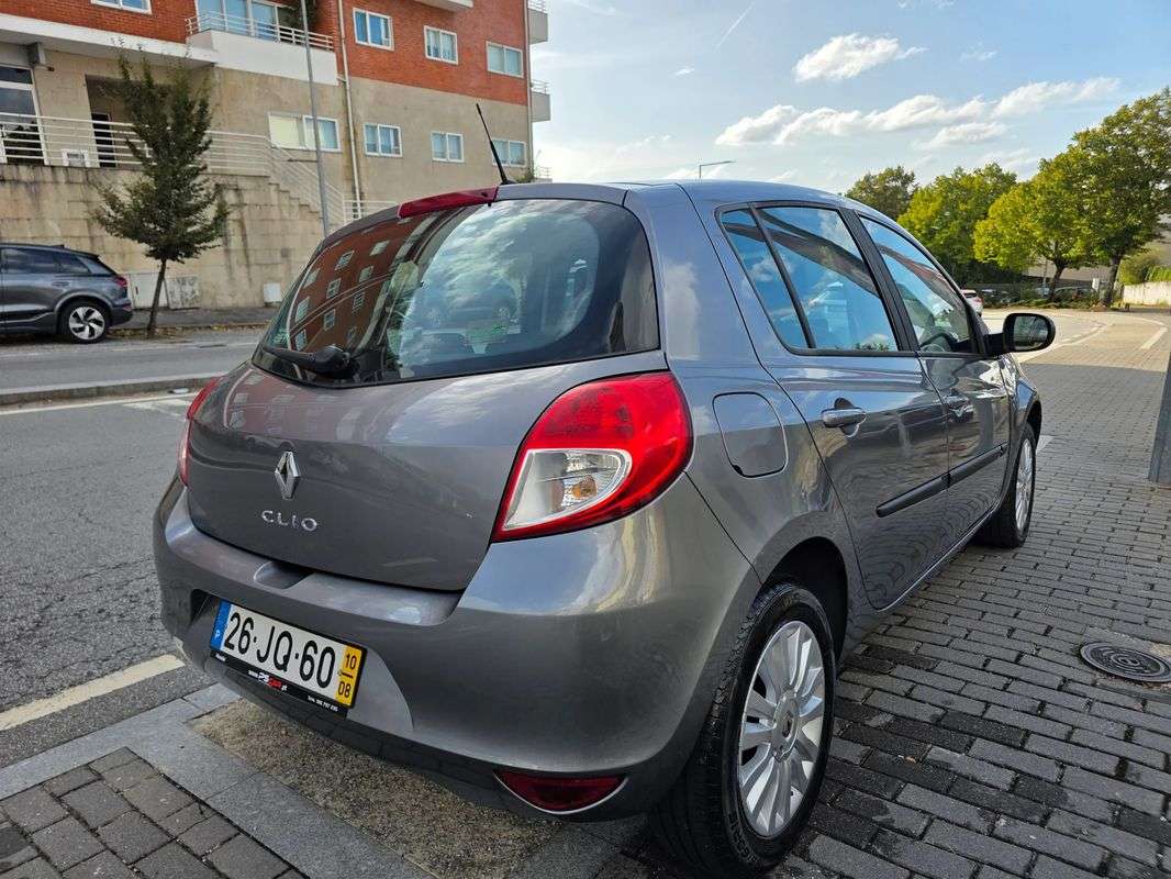 renault-clio-2010-diesel-1461cc