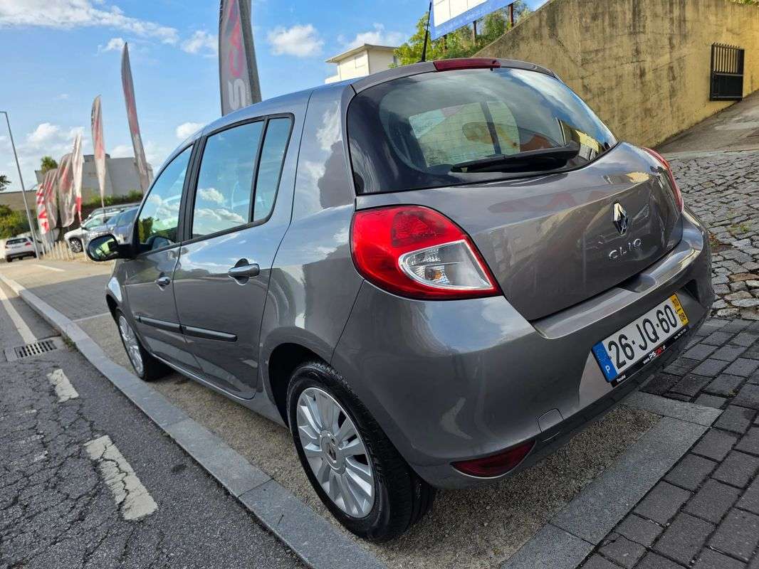 renault-clio-2010-diesel-1461cc