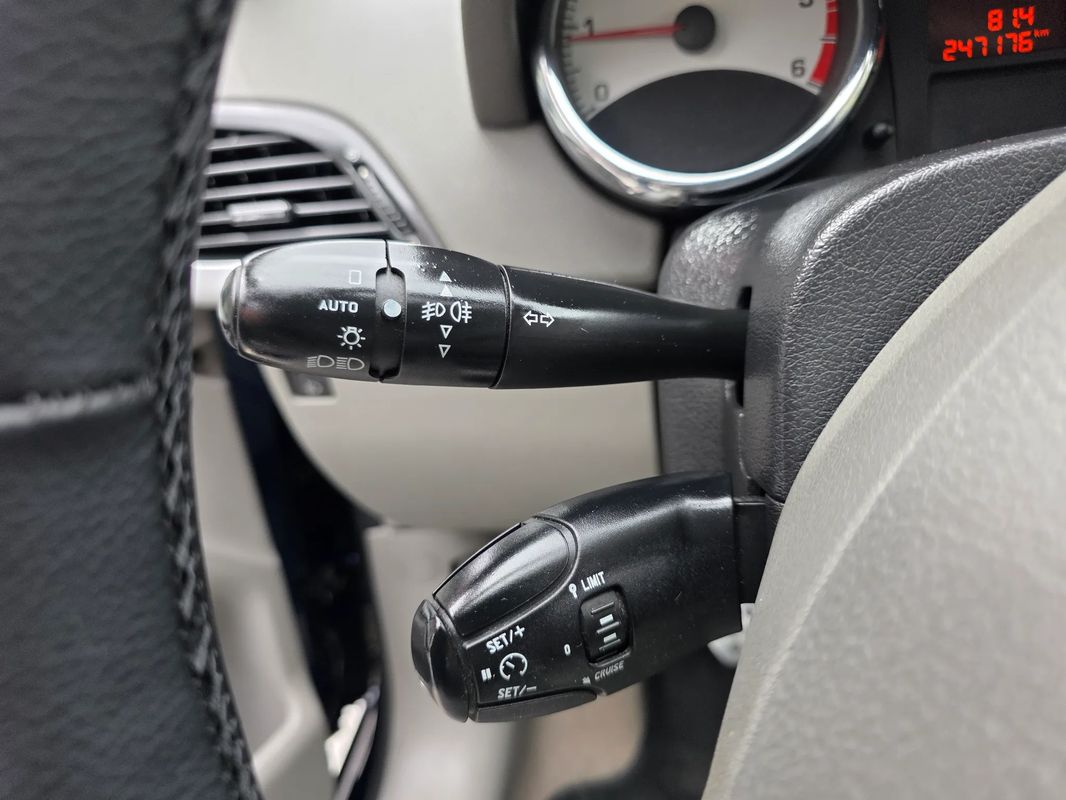 peugeot-207-2006-diesel-1560cc