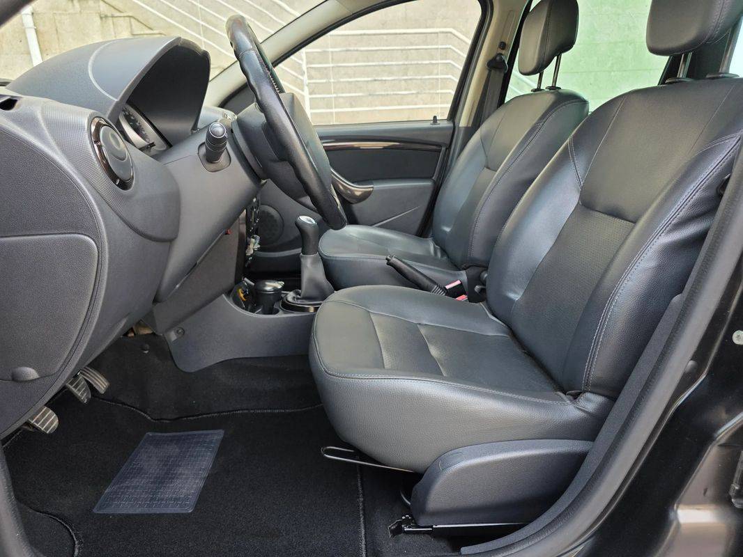 dacia-duster-2011-diesel-1461cc