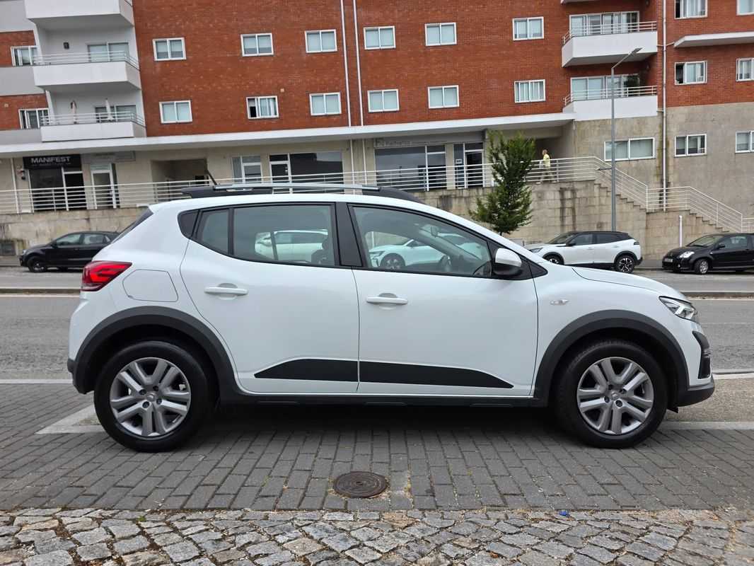 dacia-sandero-2022-gpl-999cc