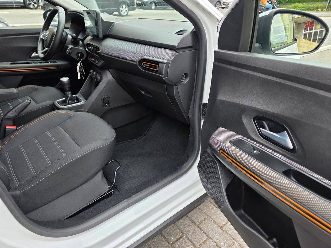 dacia-sandero-2022-gpl-999cc