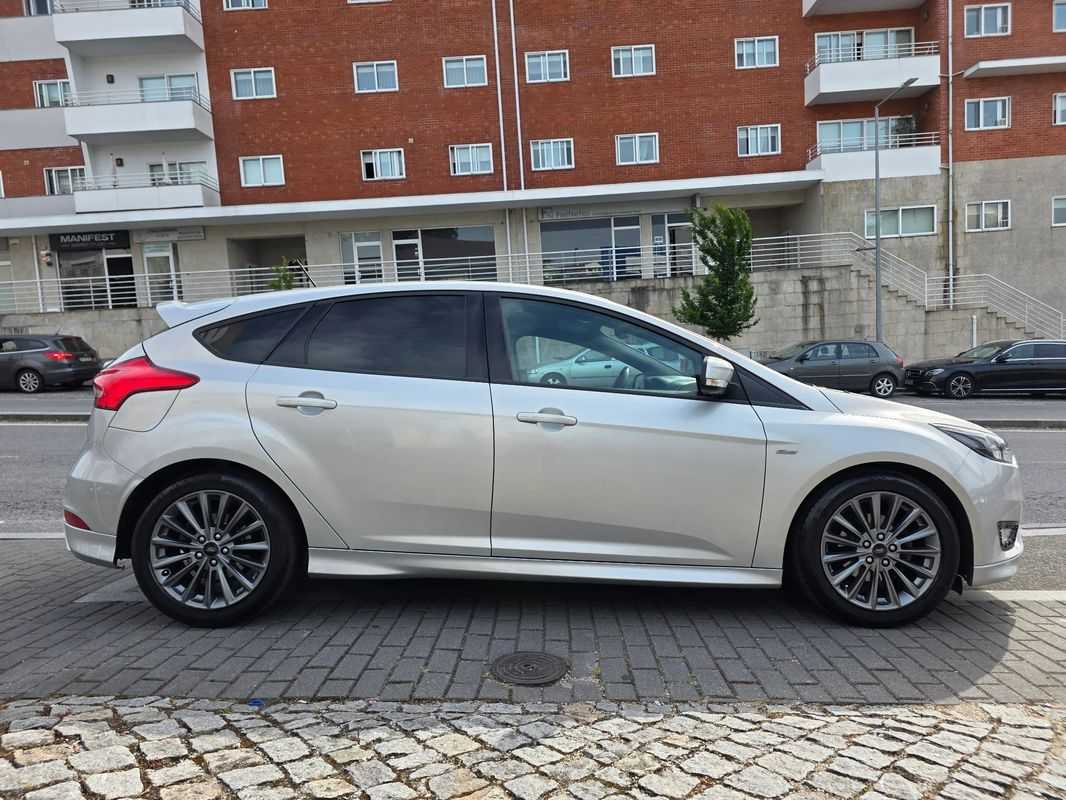 ford-focus-2018-gasolina-998cc