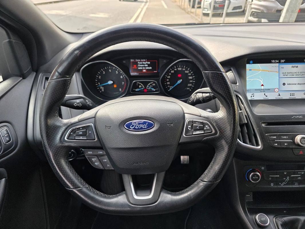 ford-focus-2018-gasolina-998cc