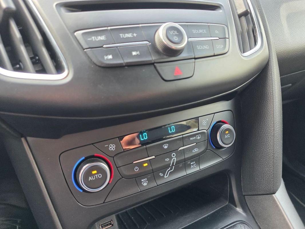 ford-focus-2018-gasolina-998cc