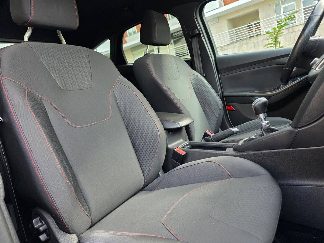ford-focus-2018-gasolina-998cc