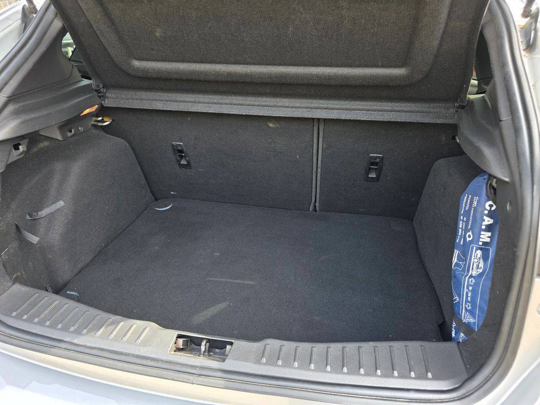 ford-focus-2018-gasolina-998cc
