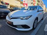 toyota-auris-touring-sports-2016-diesel-1364cc