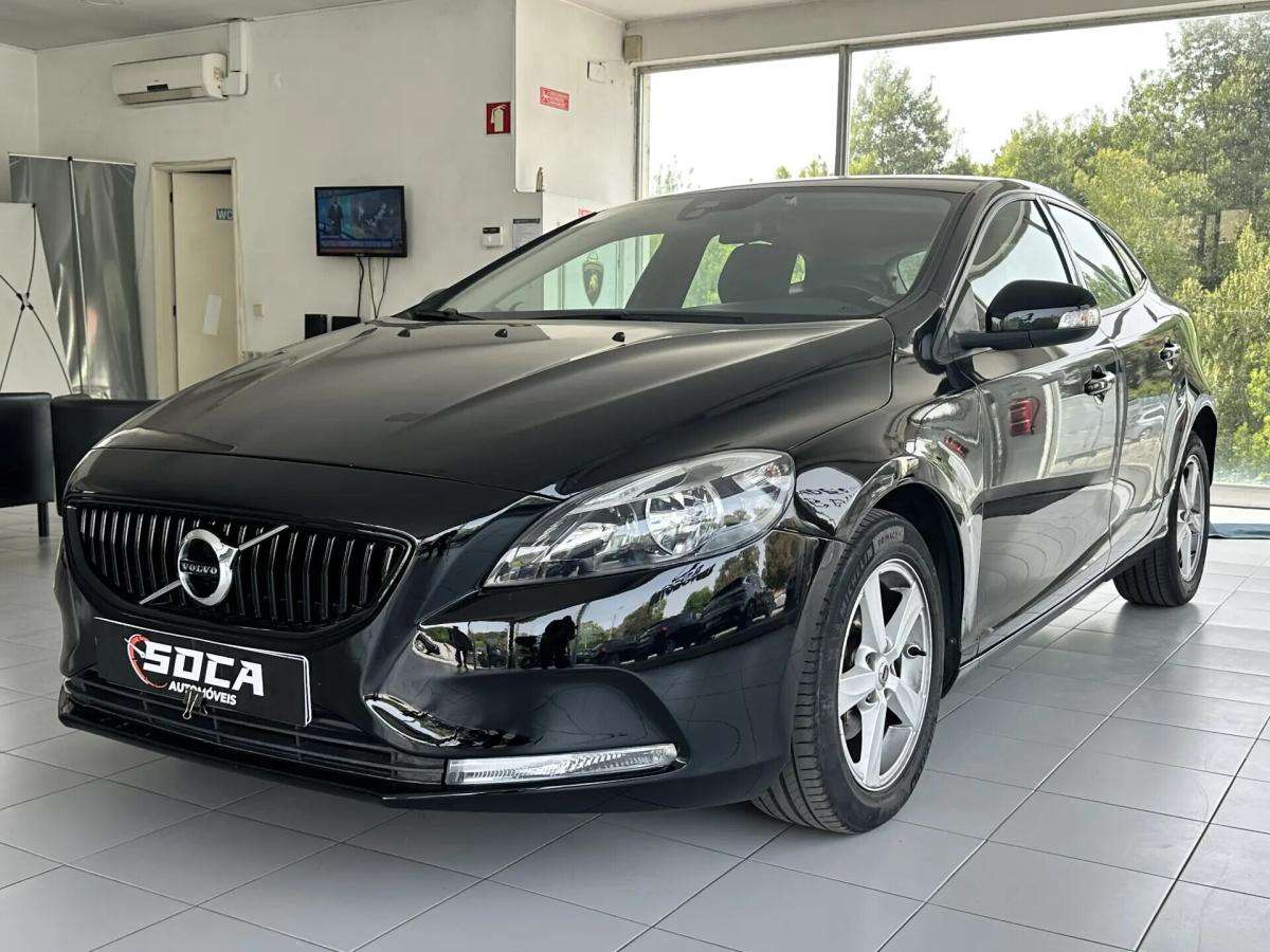 volvo-v40-2018-diesel-1969cc