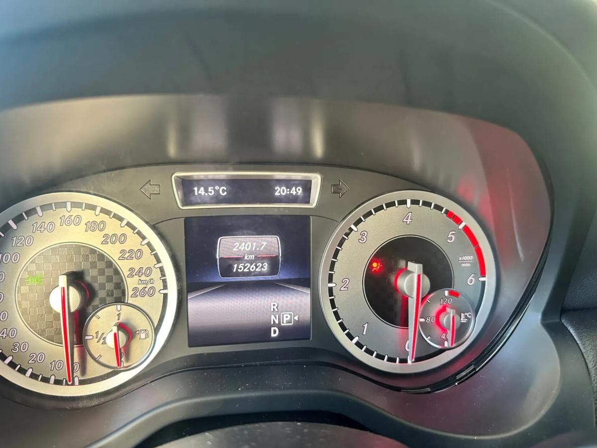 mercedes-benz-180-180-style-2013-diesel-1796cc