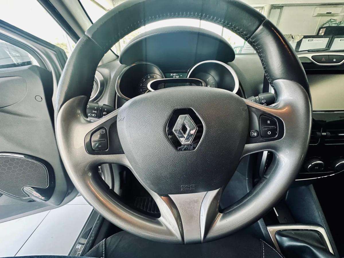 renault-clio-sport-tourer-2016-diesel-1461cc
