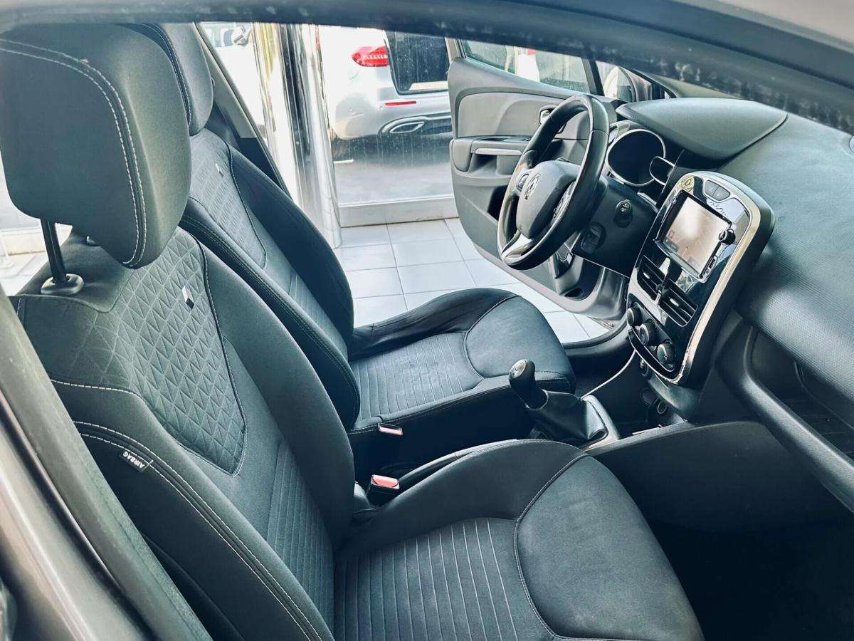 renault-clio-sport-tourer-2016-diesel-1461cc