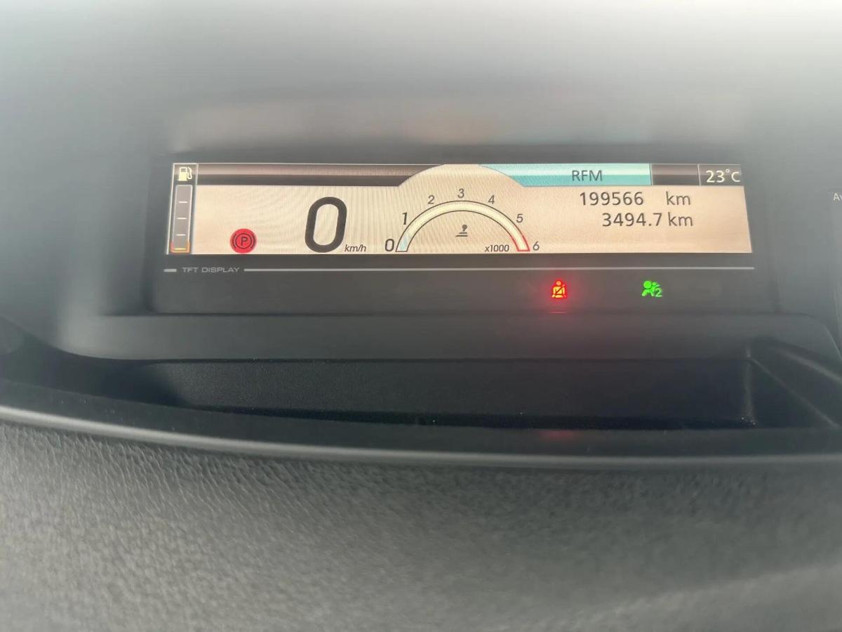 renault-scenic-2011-diesel-1461cc