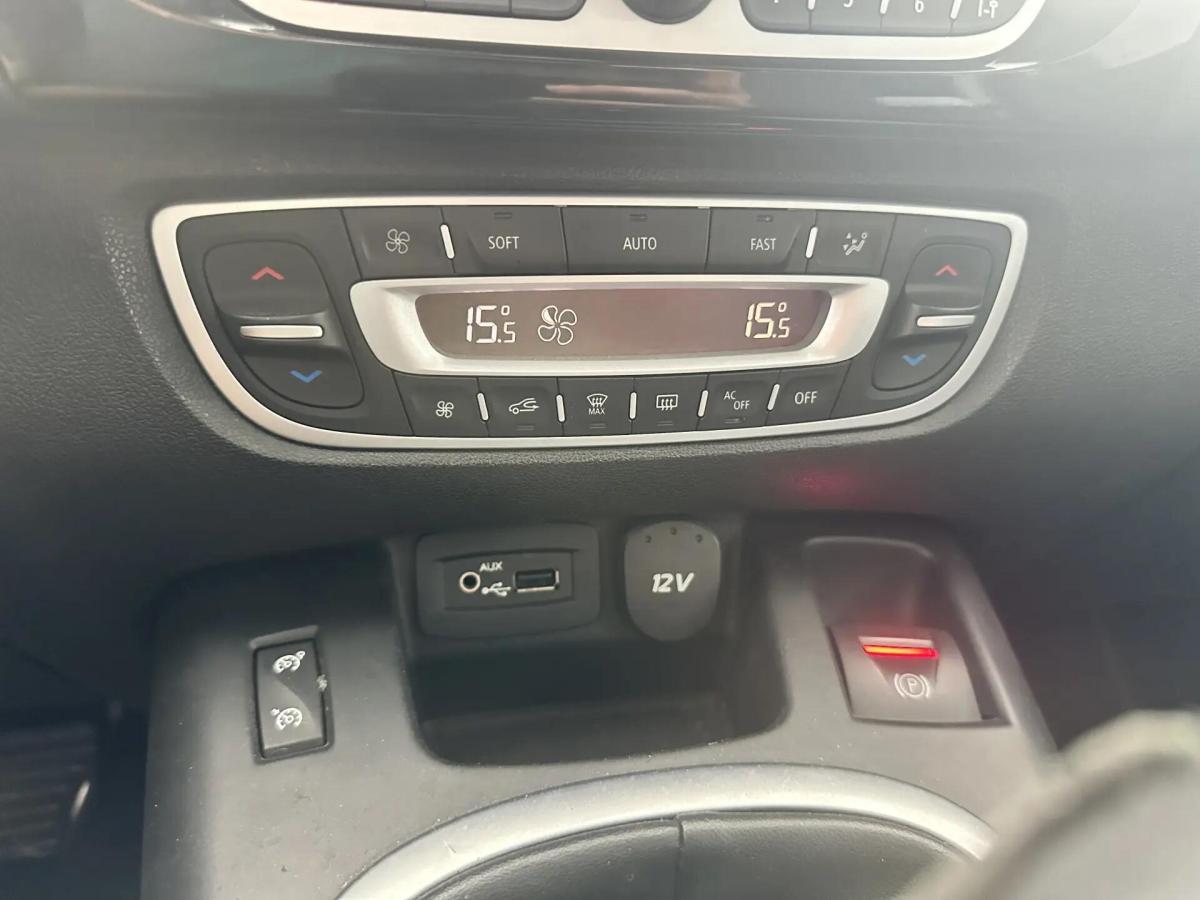 renault-scenic-2011-diesel-1461cc