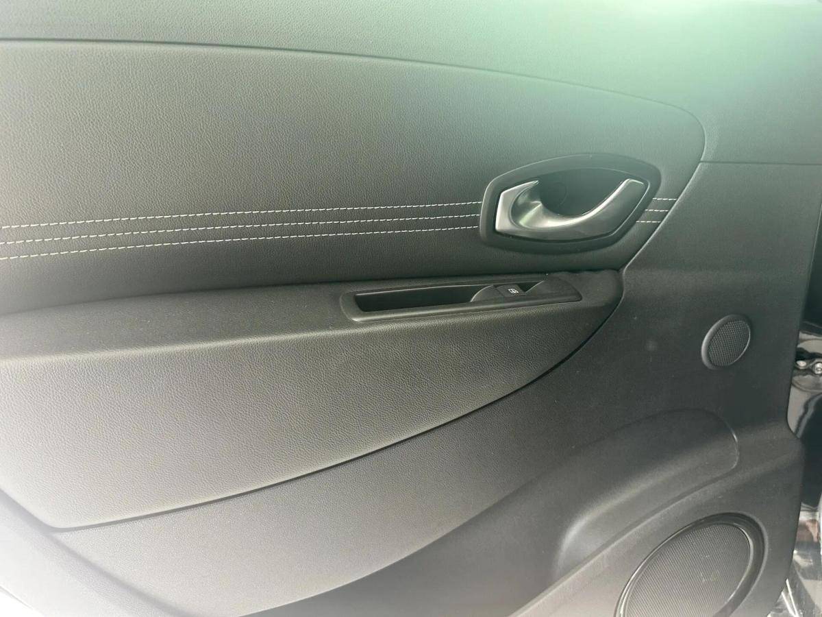 renault-scenic-2011-diesel-1461cc