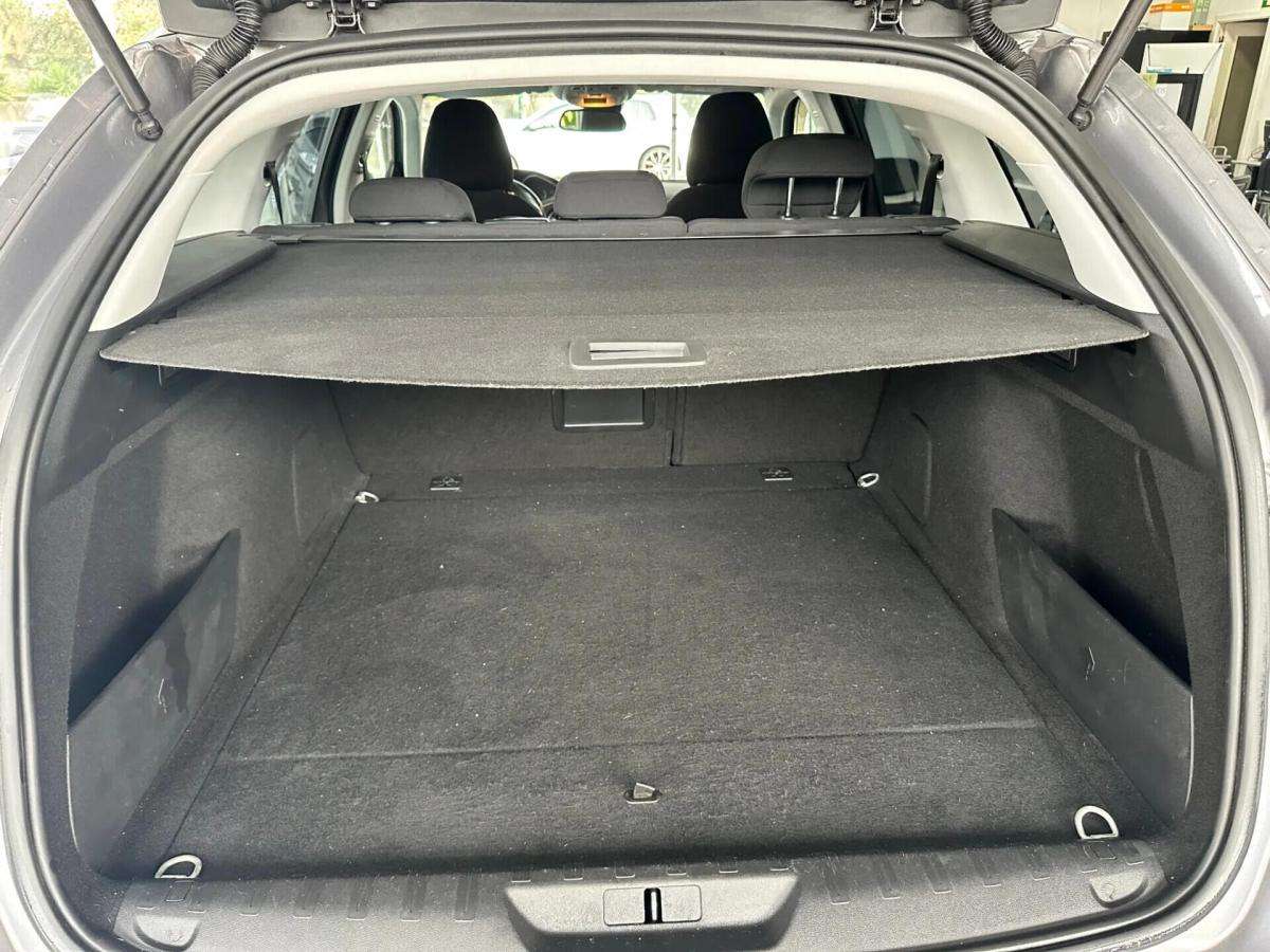 peugeot-308-sw-2019-diesel-1499cc