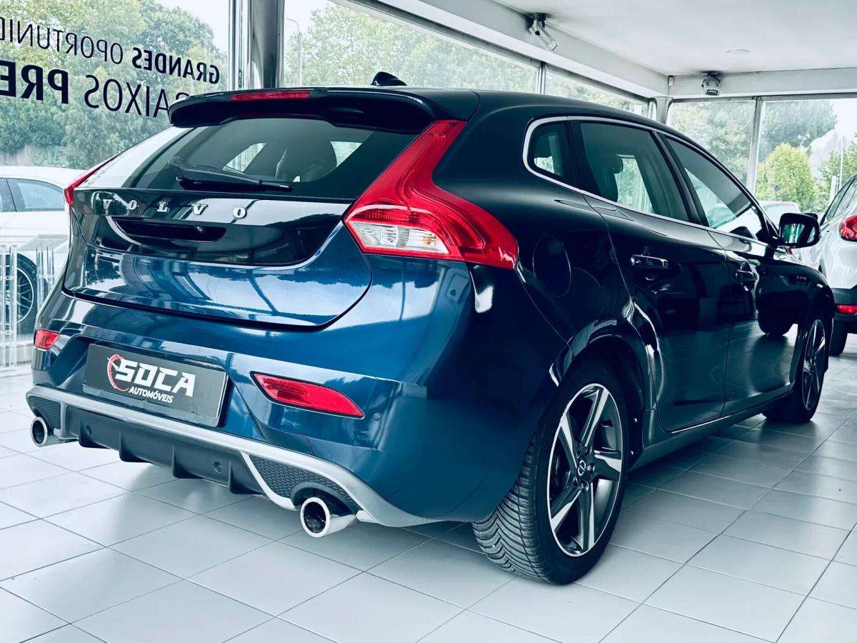 volvo-v40-2013-diesel-1560cc