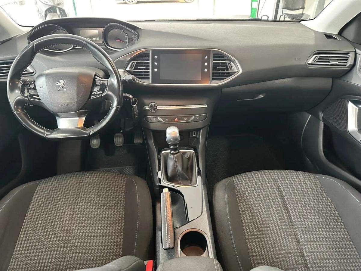 peugeot-308-sw-2019-diesel-1499cc