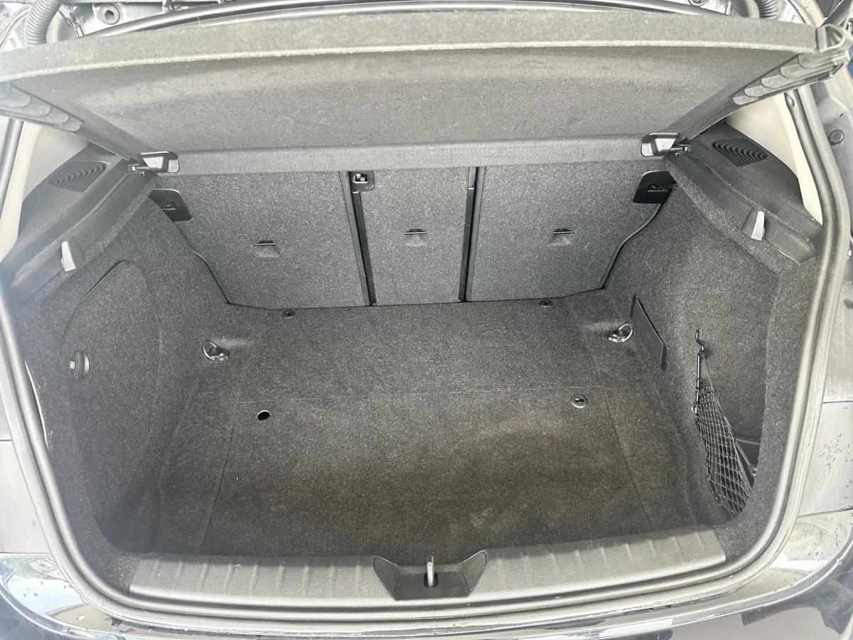 bmw-serie-1-118-2012-diesel-1995cc