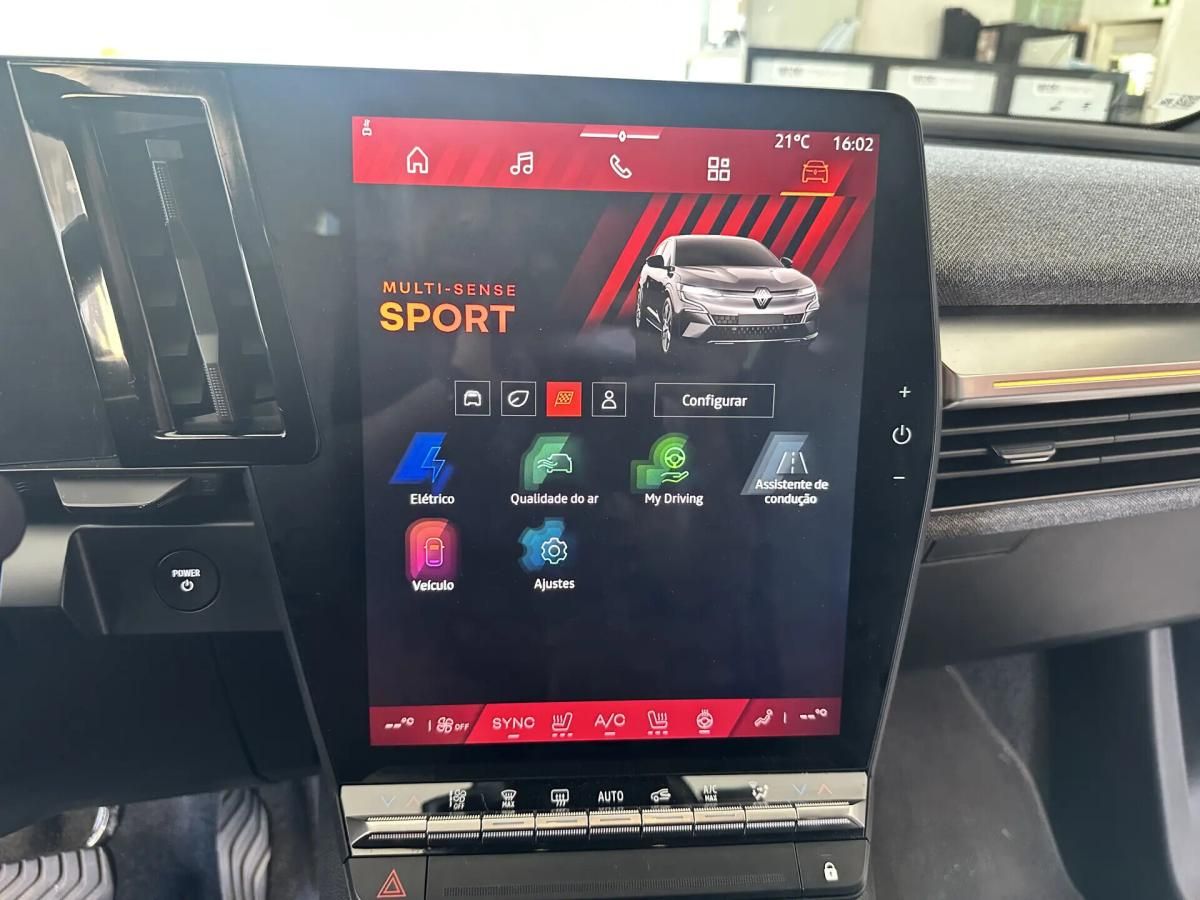 renault-megane-e-tech-2024-eletrico-0cc