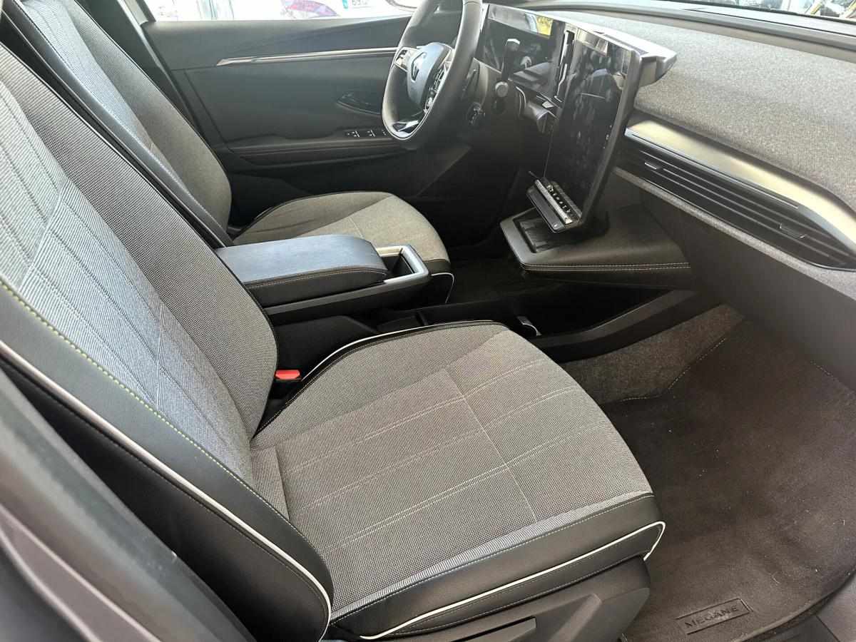 renault-megane-e-tech-2024-eletrico-0cc